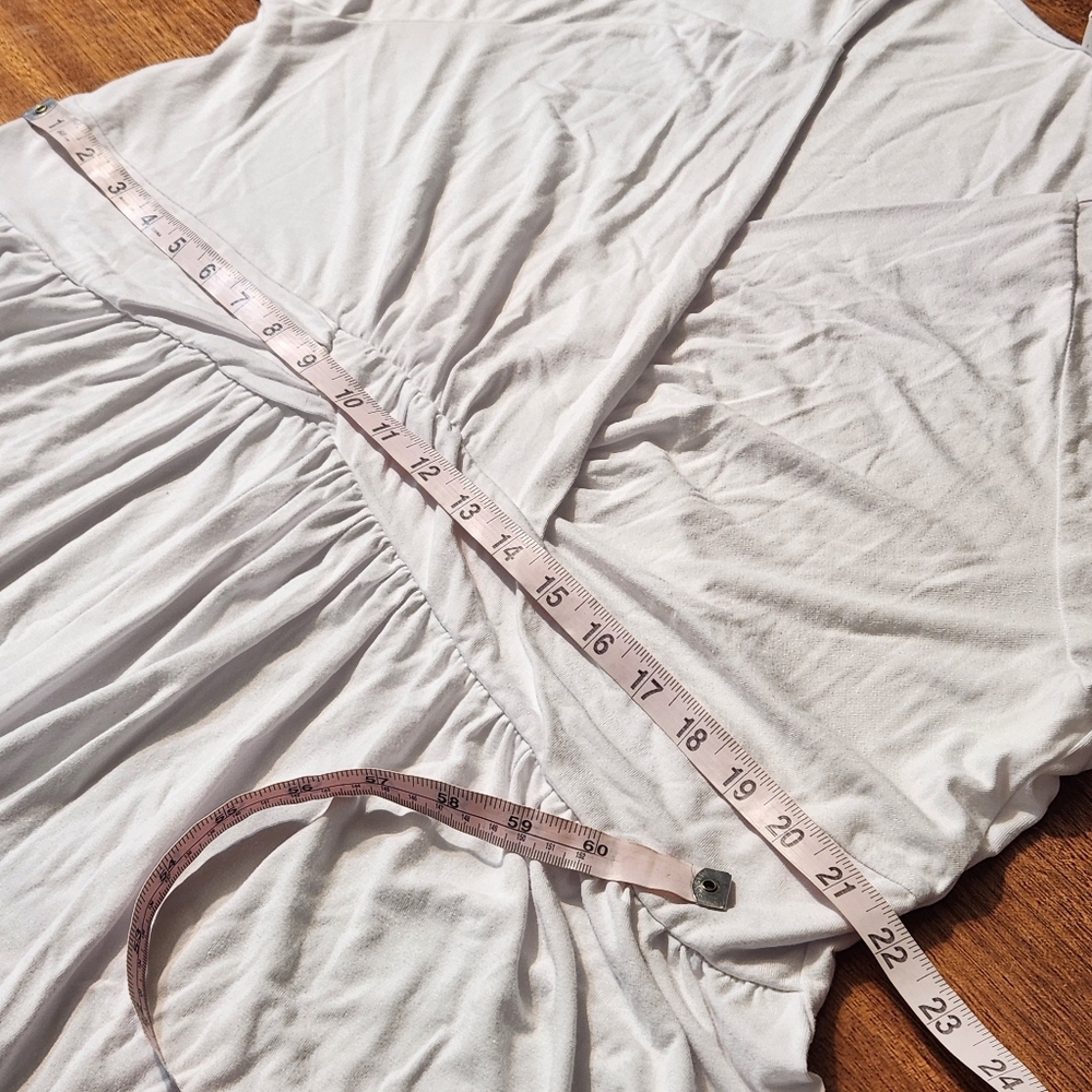 TIANZMU Elegant White V-Neck Women's Top 3X - Picture 4 of 9